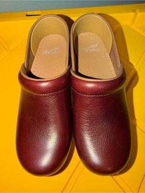 Dansko Women's Wine Leather Clogs